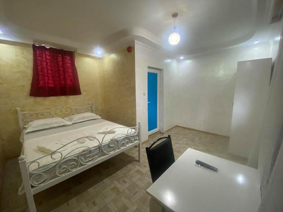 Elite Palace Plus Hotel Батуми Екстериор снимка