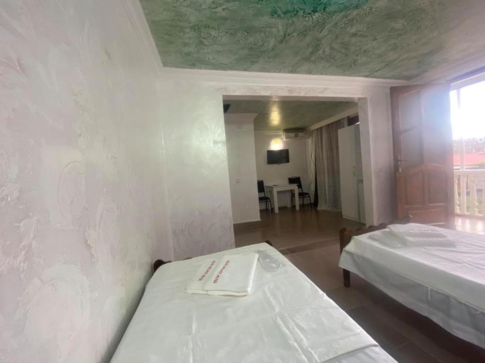 Elite Palace Plus Hotel Батуми Екстериор снимка