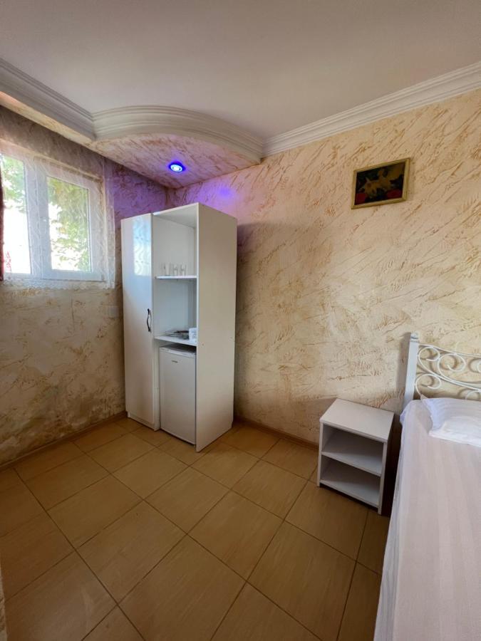 Elite Palace Plus Hotel Батуми Екстериор снимка